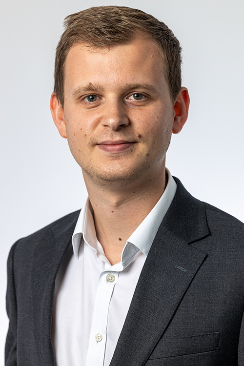 Oliver Pirie